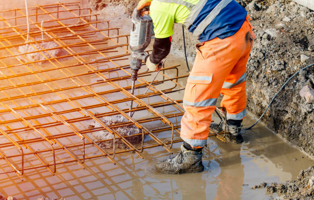 Best Commercial Concrete Services in Pasatiempo, CA
